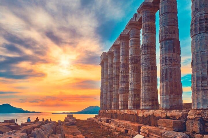 Athenian Riviera Hike: Sounio, Anavyssos & Chaos Cave Private Tour