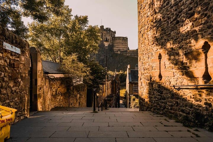 Self-Guided Edinburgh Royal Mile Walking Tour via WhatsApp photo 2