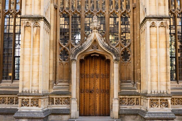 Oxford Harry Potter Highlights Walking Tour — Film Locations, History & Practical Tips