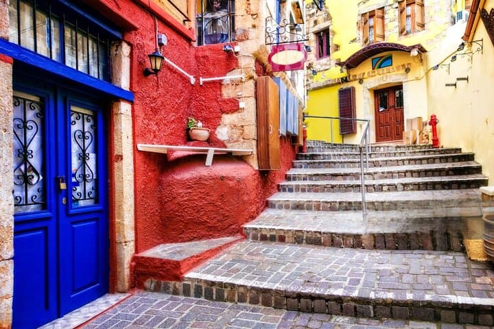 Chania Old Town Walking Tour: Venetian Harbor, Lighthouse & Hidden Gems photo 2