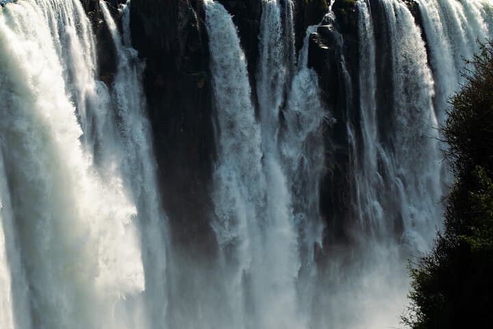 Private Tour of Victoria Falls — Best Viewpoints & Practical Tips photo 5