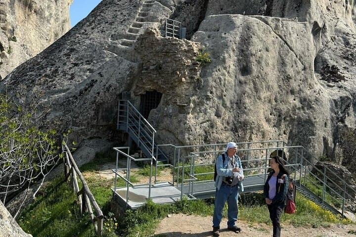 Seven Stones Path Hike: Castelmezzano to Pietrapertosa in the Lucan Dolomites photo 2