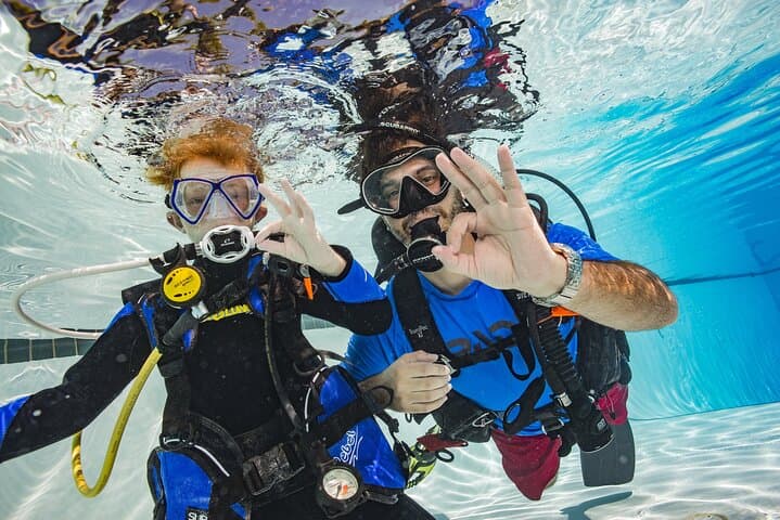 Discover Scuba Diving in Paros: 12m Beginner Mediterranean Dive
