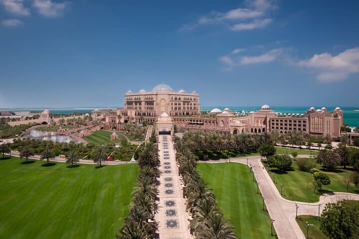 Half-Day Abu Dhabi Sightseeing Tour: Sheikh Zayed Grand Mosque, Corniche & Heritage Village photo 3