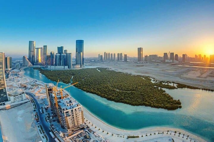 Half-Day Abu Dhabi Sightseeing Tour: Sheikh Zayed Grand Mosque, Corniche & Heritage Village photo 5