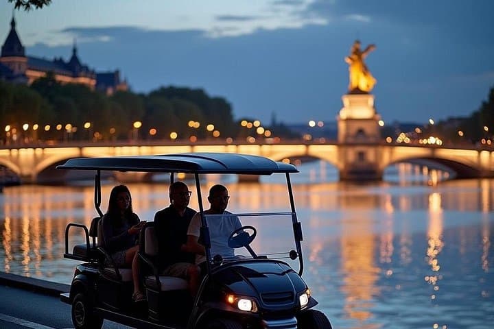 Paris by Night: Private 2-Hour Golf Cart Tour of Illuminated Landmarks photo 3