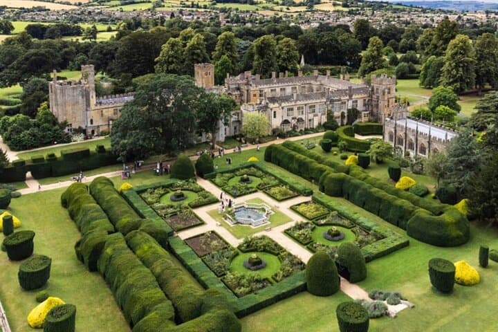 Private Sudeley Castle & Cotswolds Day Tour from London
