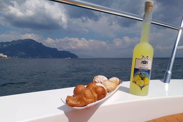 Sunset Boat Tour from Positano — Golden Hour Cruise on the Amalfi Coast photo 4