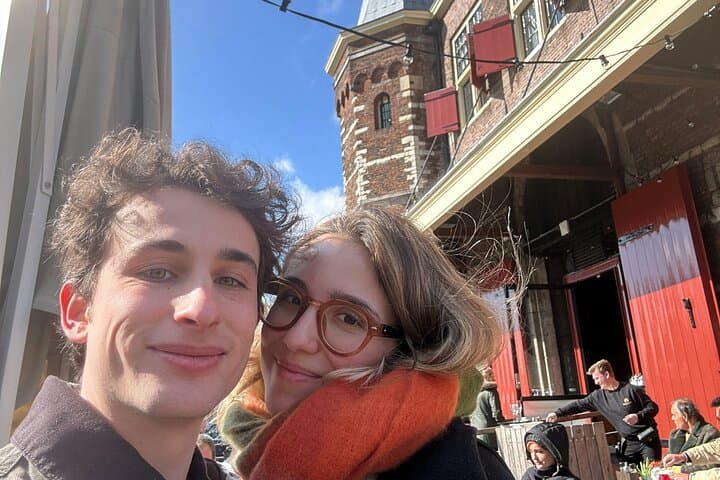 Romantic Amsterdam PuzzleQuest: Self-Guided City Exploration Game photo 4