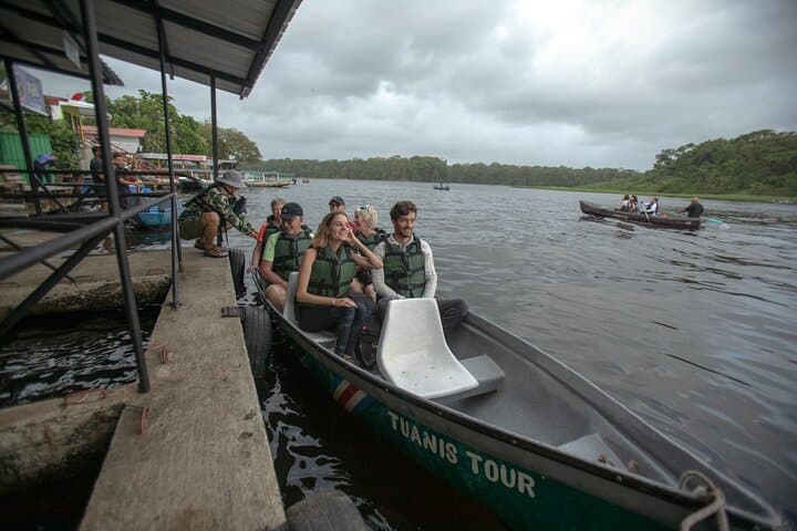 Dawn Canoe, Jaguar Trail Hike & Night Walk — Tortuguero 3‑Activity Package photo 5