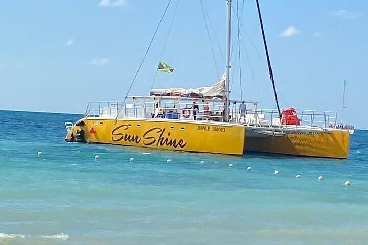 Negril Sunset Party Catamaran: Snorkel, Rick's Cafe & Sunset Sail photo 6