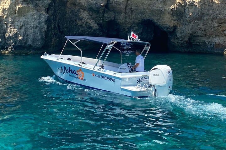 Private Boat Trip to Comino: Blue Lagoon, Crystal Lagoon & Cave Caves (3 hrs) photo 2