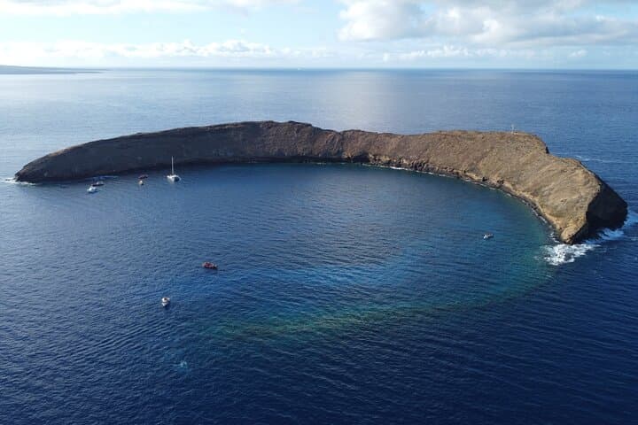Molokini Crater Snorkel: Two‑Site Snorkeling Adventure from Kihei photo 5