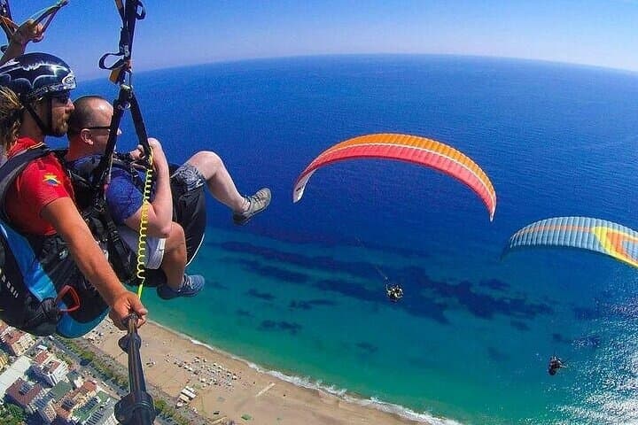 Soar Over Alanya: Tandem Paragliding from Yassı Tepe to Cleopatra Beach photo 3