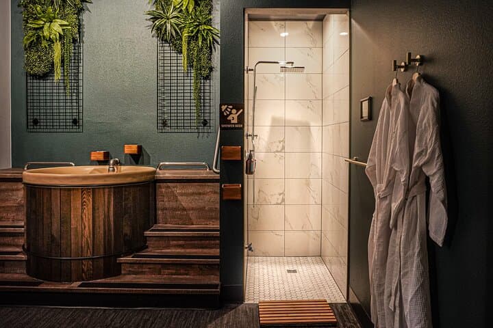 Denver Beer Spa: Relaxation and Craft Beer Soak Experience in Denver photo 4
