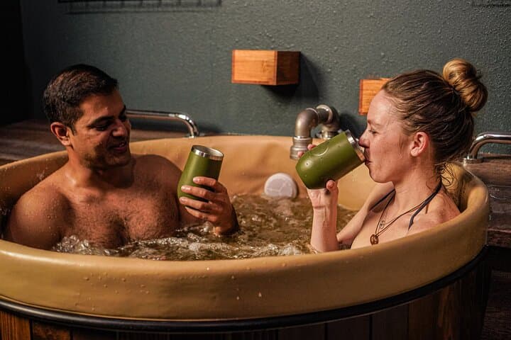 Denver Beer Spa: Relaxation and Craft Beer Soak Experience in Denver