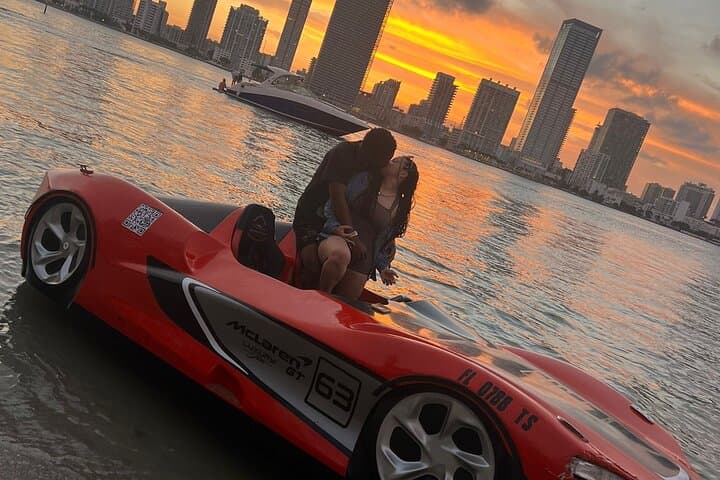 Miami Jetcar and Jetski Island Experience: High-Speed Rides & Celebrity Mansion Views photo 3