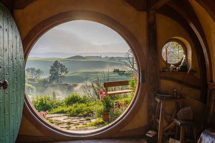Private Hobbiton Behind-the-Scenes Tour — Day Trip from Auckland to the Movie Set photo 6