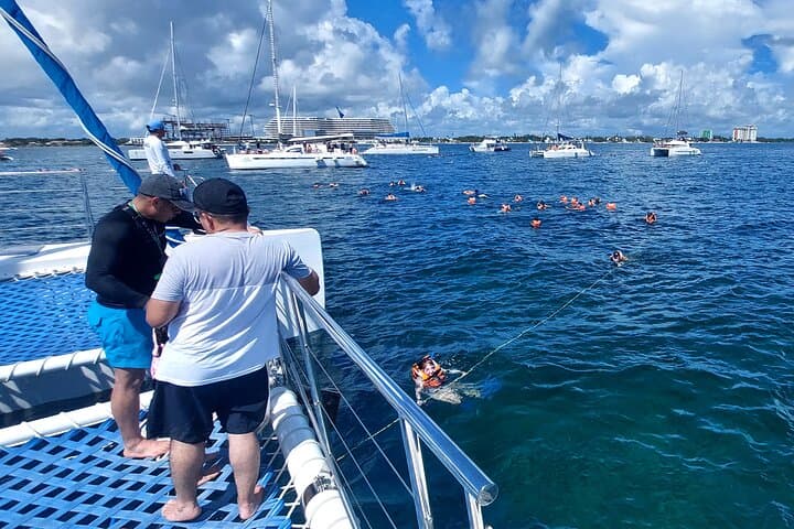 Sail & Snorkel: All‑Inclusive Catamaran to Isla Mujeres from Cancun photo 3