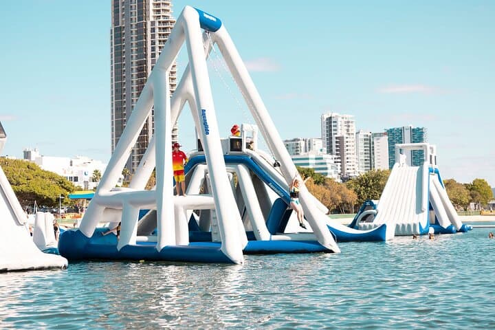 Gold Coast Aqua Park: 100‑Minute Inflatable Adventure in Southport photo 4