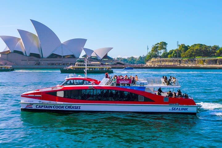 Explore Sydney Harbour by Hop-On Hop-Off Ferry