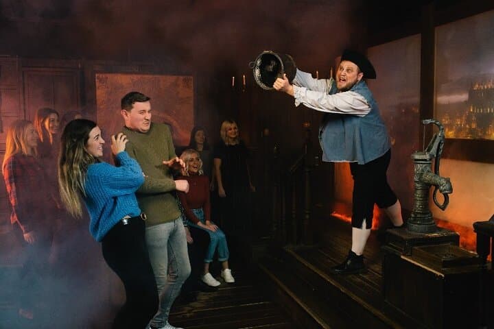 Half-Day London Sightseeing Tour + London Dungeons with a Blue Badge Guide photo 3