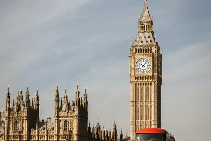 Half-Day London Sightseeing Tour + London Dungeons with a Blue Badge Guide photo 6