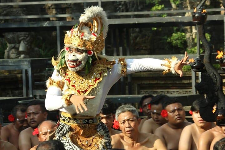 Kecak Ramayana Fire Dance in Ubud — Sunset Kecak Performance photo 4
