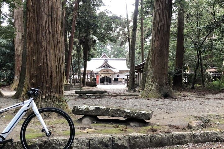 Shisō E-Bike Sake Trail: Ride to Harima's Historic Shrines and Breweries