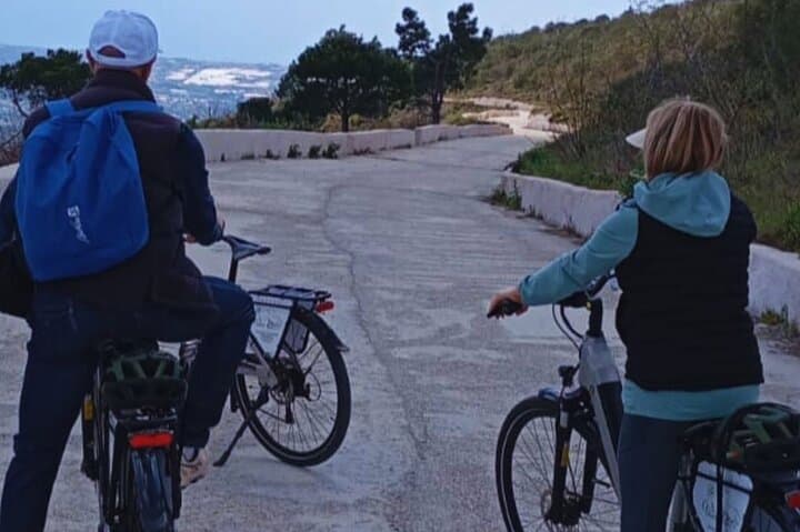 E‑Bike Mount Vesuvius: Ride Strada Matrone to the Crater photo 3