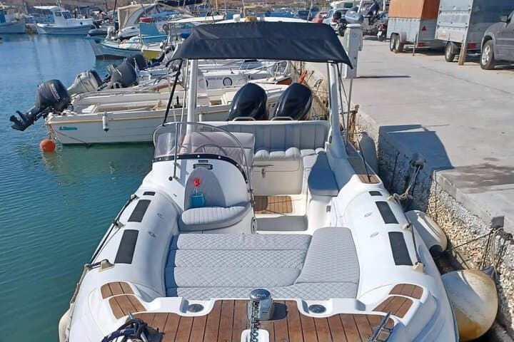 Paros Private 4.5-Hour Boat Tour to Blue Lagoon & Antiparos Caves photo 6
