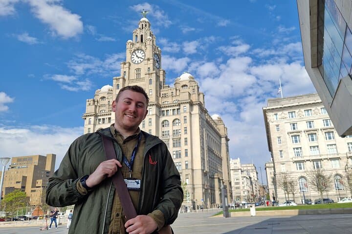 Liverpool Waterfront, City Centre & Beatles Guided Walking Tour photo 2