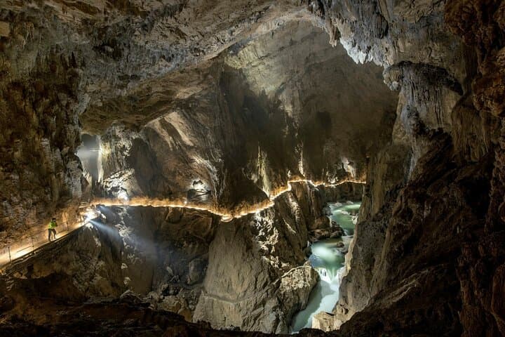 Lipica and Škocjan Caves Day Tour from Ljubljana — Lipizzaners, Caves & Predjama Castle photo 4