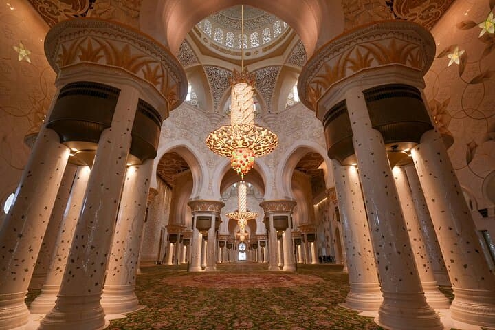 Sheikh Zayed Grand Mosque Day Tour from Dubai: Visitor Guide & Practical Tips photo 4