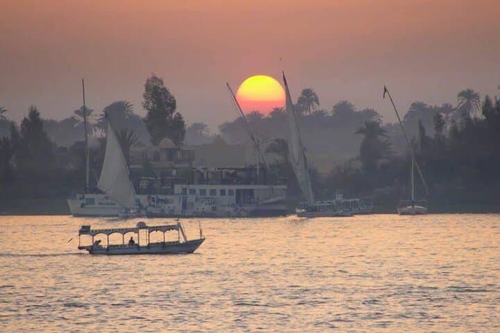 Felucca Sunset Sail and Private Karnak & Luxor Temple Tour photo 4