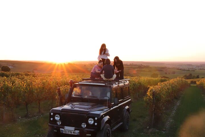 4x4 Vineyard Tour in Cognac: Off-Road Discovery and Cocktail Tasting