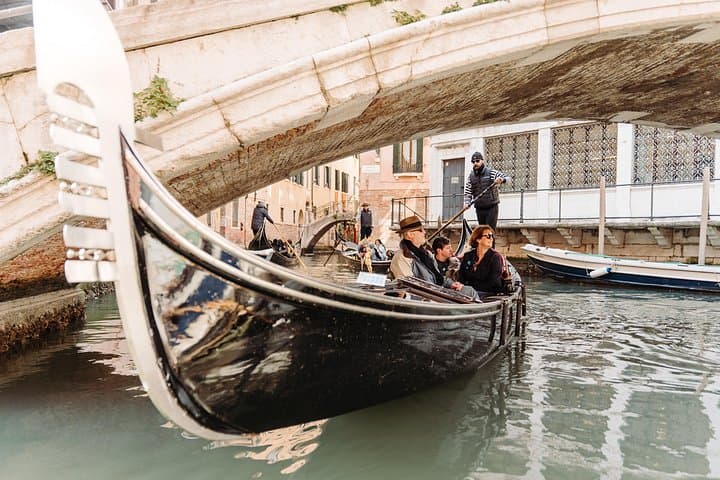 Venice in a Day: St. Mark's, Doge's Palace & Gondola — Full-Day Walking Tour photo 3