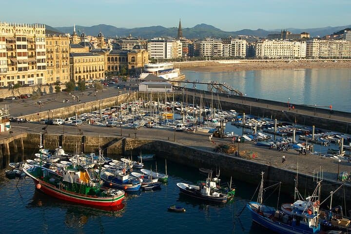 San Sebastián Day Trip from Biarritz: La Concha, Old Town & Pintxos photo 5