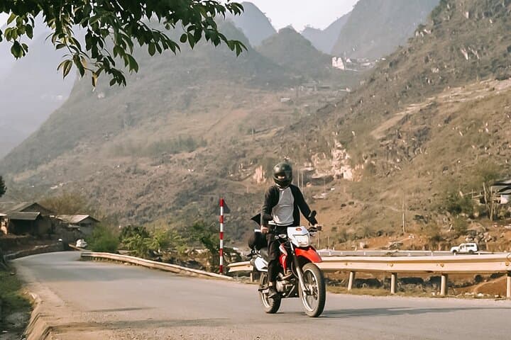 Ha Giang 3-Day Motorbike Loop: Ma Pi Leng, Dong Van & Nho Que River photo 3