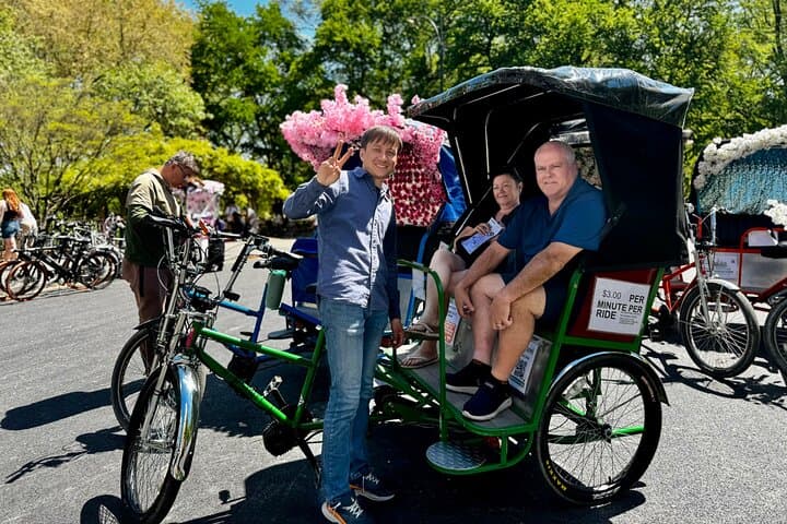 Central Park Private Pedicab Tour: History, Movie Spots & Photo Stops photo 2