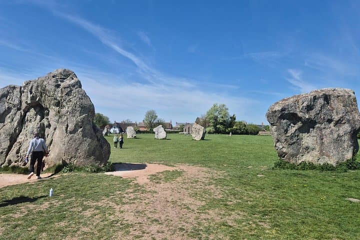 Wiltshire Mystical Driving Tour: Avebury, White Horse & Dragon Legends photo 2
