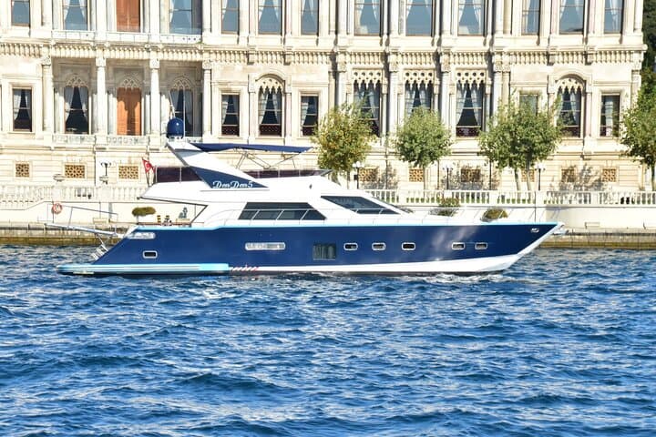 Private 2-Hour Bosphorus Yacht Cruise from Istanbul photo 5