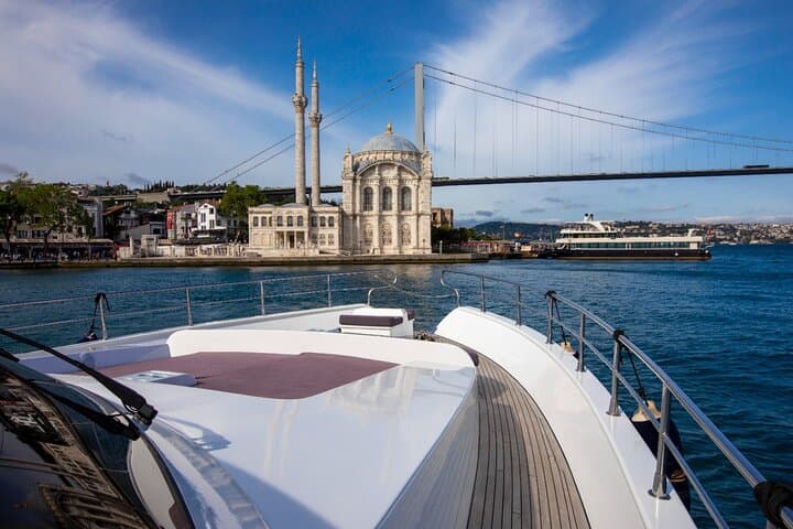 Private 2-Hour Bosphorus Yacht Cruise from Istanbul photo 6