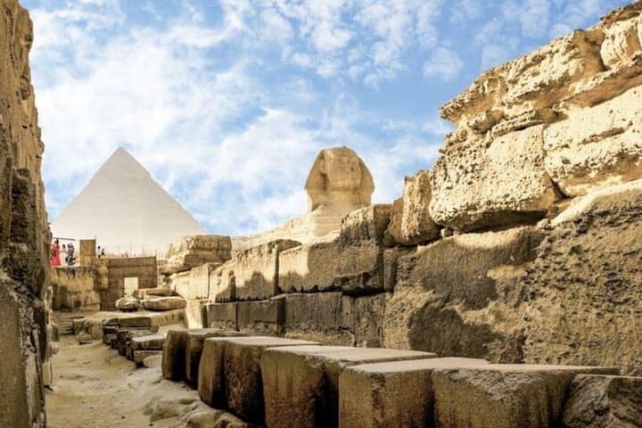Giza Pyramids, Sphinx & Egyptian Museum: Full-Day Cairo Tour