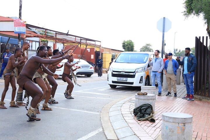 Soweto & Apartheid Museum: Full-Day Guided Tour from Johannesburg