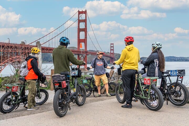 Cycle the Golden Gate: Guided Bike Tour to Sausalito with Lunch photo 1
