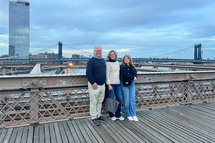 Sunset on Brooklyn Bridge: Guided Walking Tour from City Hall to DUMBO photo 4