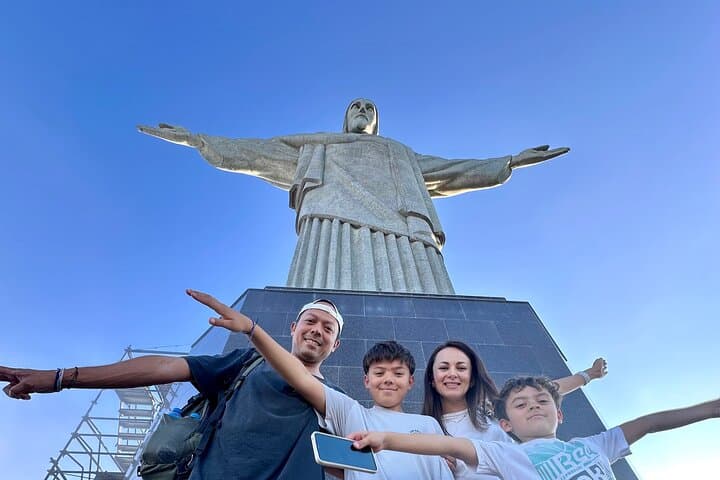 Private Christ the Redeemer & Sugarloaf by Train: Half-Day Rio Highlights photo 6