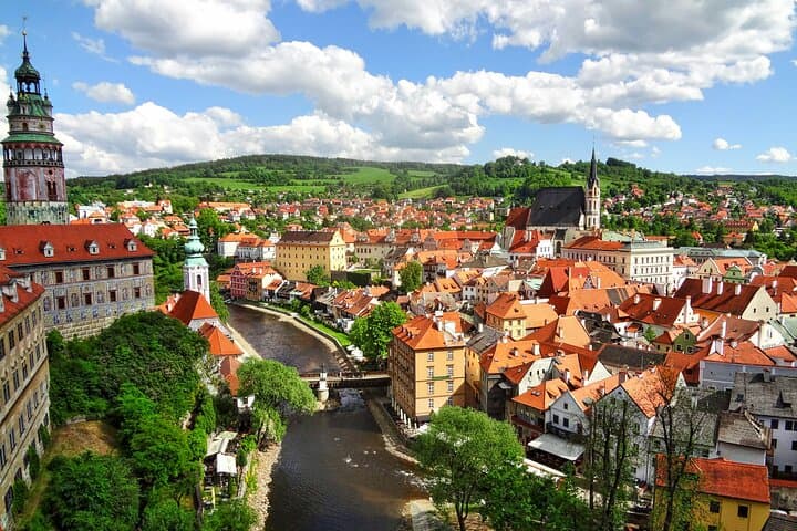 Private Day Trip to Český Krumlov from Prague — Castle Views & Czech Cuisine