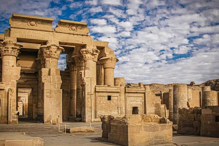 Private Edfu and Kom Ombo Temples Tour from Luxor — Explore Horus and Sobek photo 4